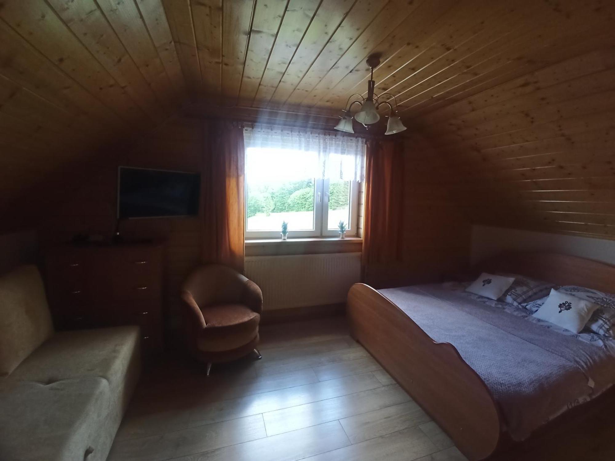 Pokoje Goscinne U Anieli Щирк Екстериор снимка