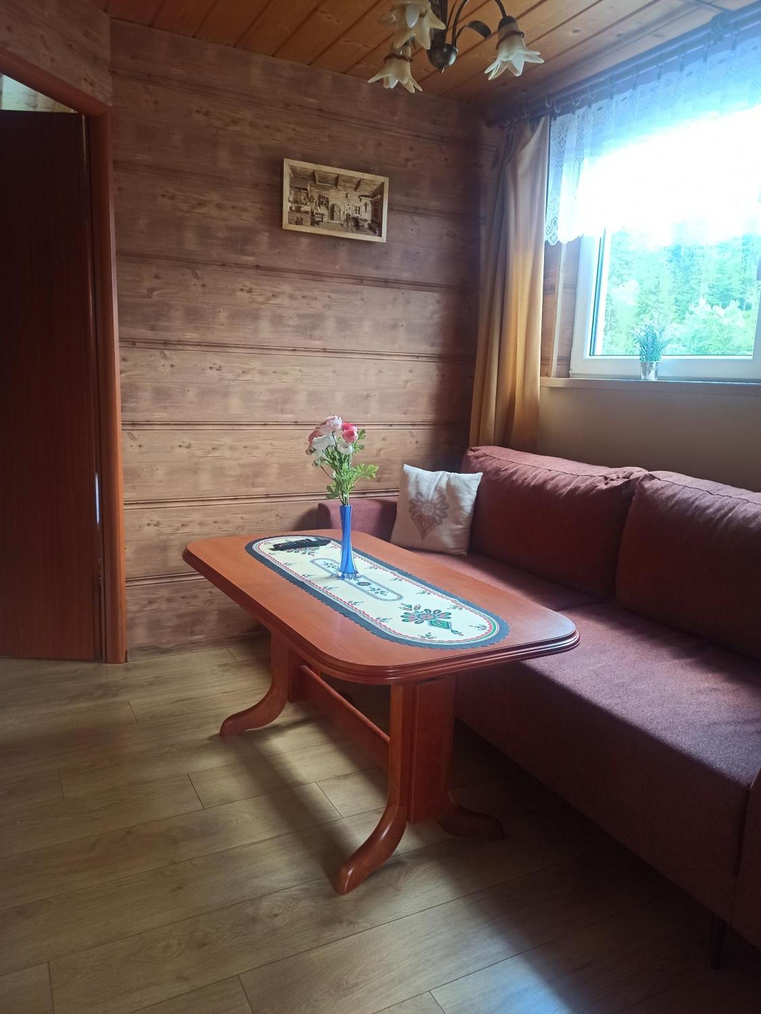 Pokoje Goscinne U Anieli Щирк Екстериор снимка